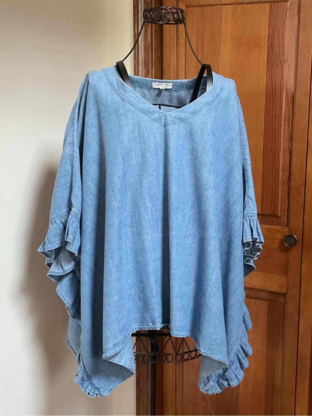 Before You Relaxed V-Neck Chambray Top - Light Blue, Large